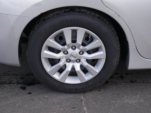 Used 2013 Nissan Altima 2.5 S image 9