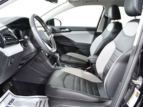 Used 2022 Volkswagen Taos SEL AWD/4WD image 6