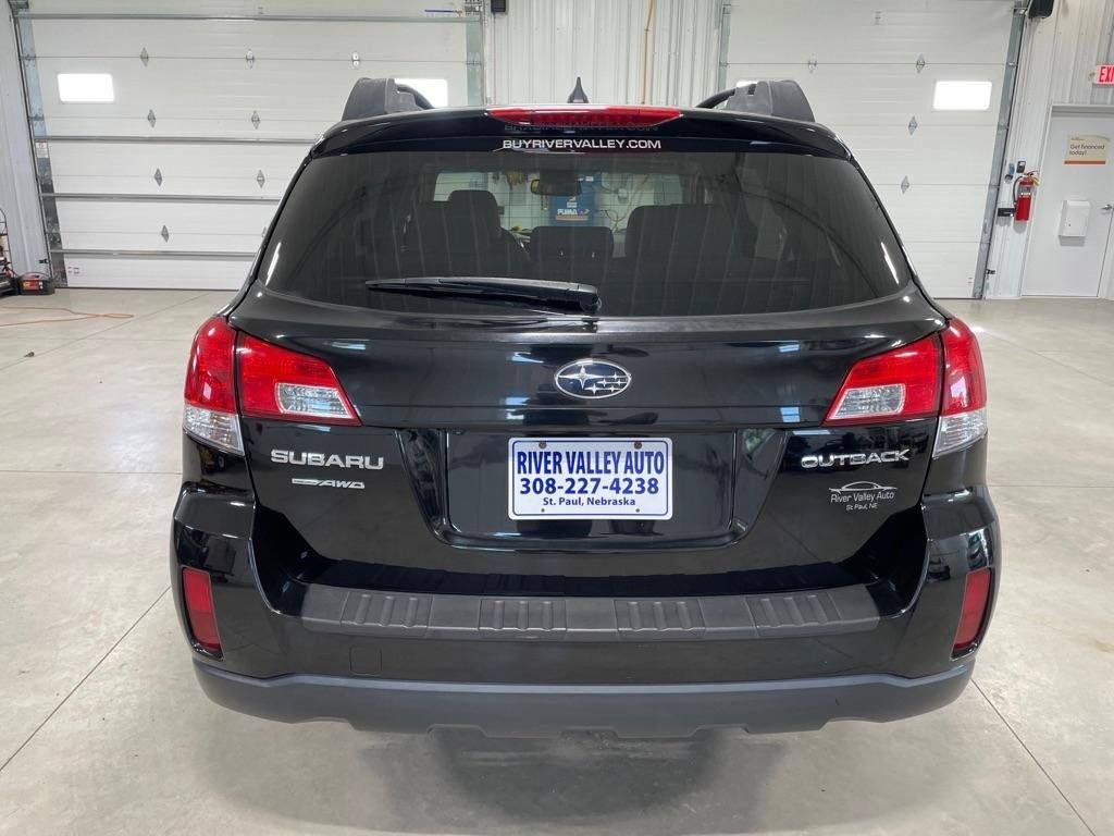 Used 2013 Subaru Outback 2.5i Limited w/ Moonroof Pkg AWD/4WD image 6