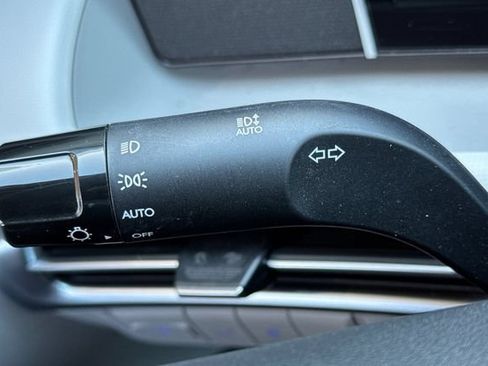 Used 2025 Hyundai Tucson SEL AWD/4WD image 38