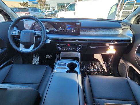 New 2026 Hyundai Ioniq 9 Calligraphy image 31