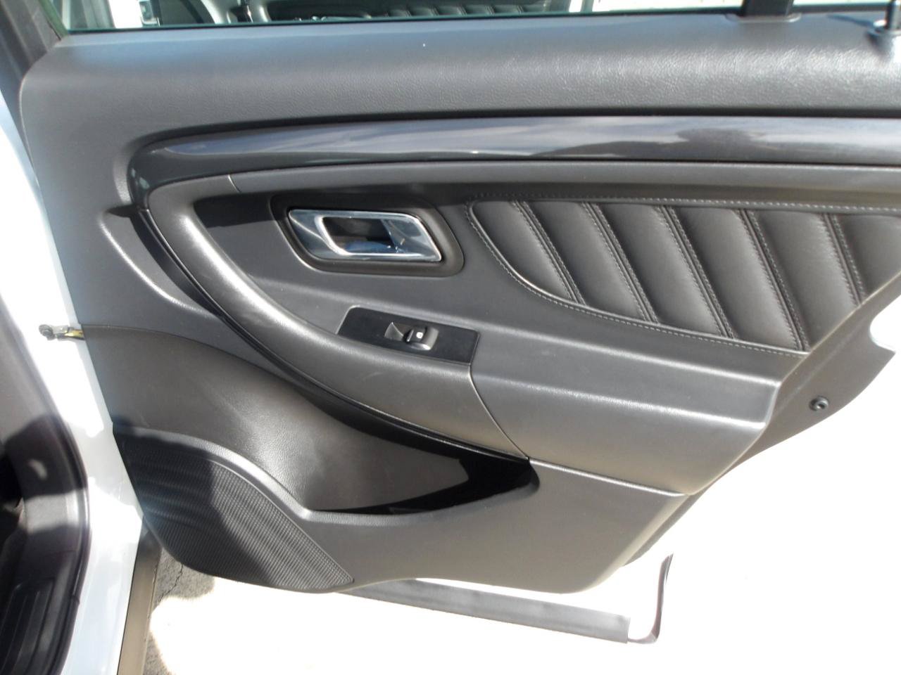 Used 2013 Ford Taurus SHO AWD/4WD image 7
