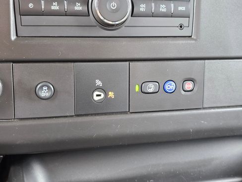 Used 2022 GMC Savana 2500 Extended image 22