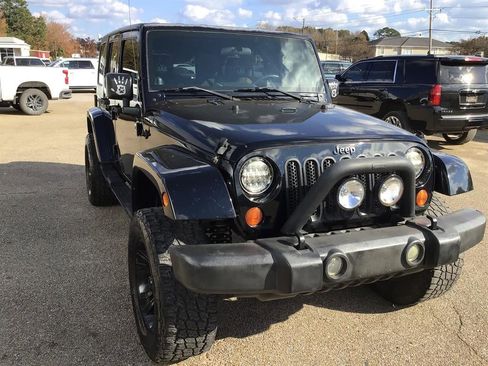 Used 2008 Jeep Wrangler Unlimited Sahara image 11