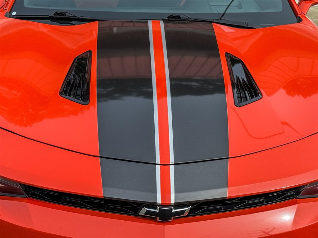 Used 2018 Chevrolet Camaro SS w/ Hot Wheels Edition RWD image 13