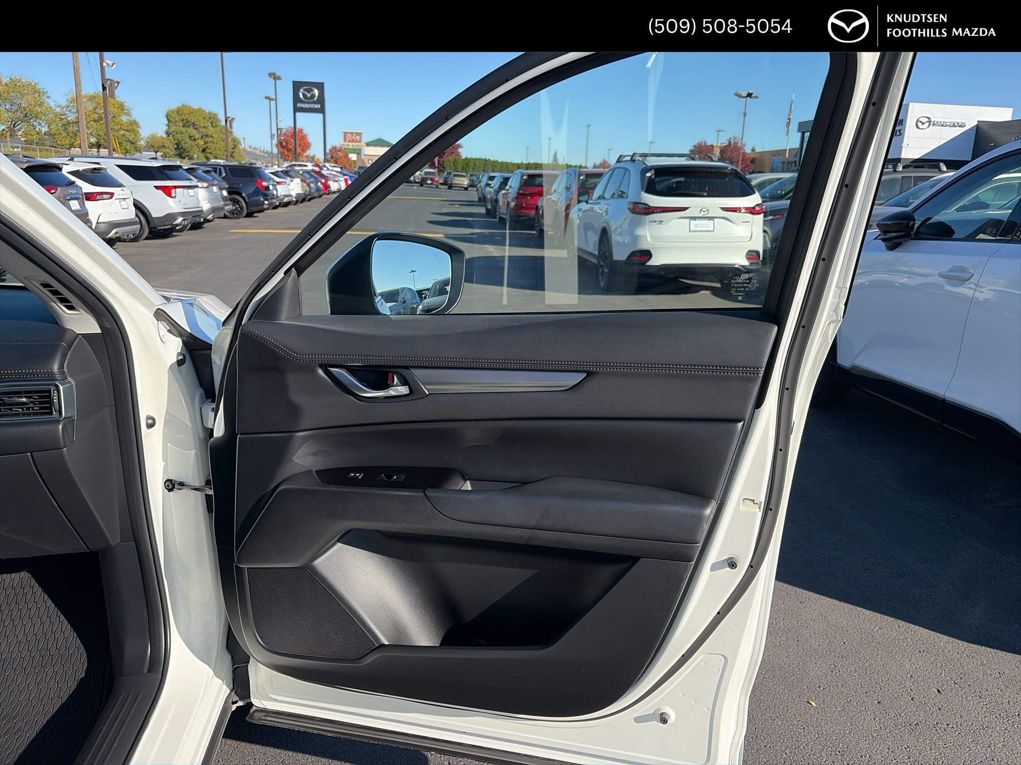 Used 2025 MAZDA CX-5 AWD 2.5 S w/ Preferred Package image 17