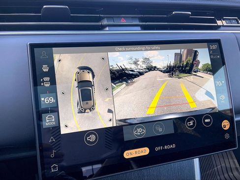 Certified 2024 Land Rover Range Rover SE AWD/4WD image 26