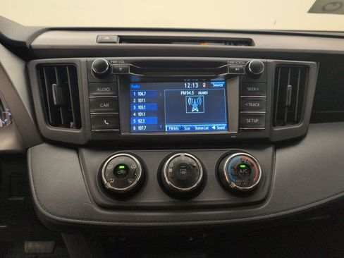 Used 2017 Toyota RAV4 LE FWD image 26
