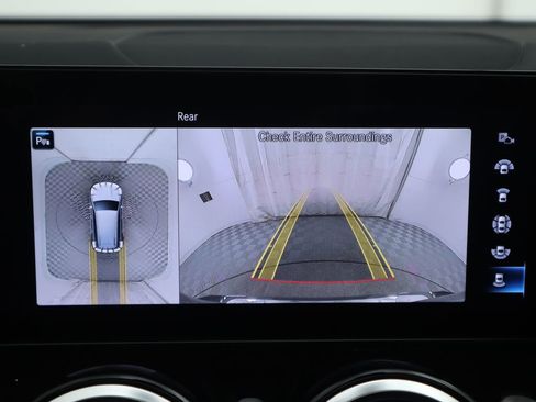 Certified 2023 Mercedes-Benz GLB 250 GLB 250 image 15