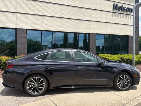 Used 2023 Hyundai Sonata Limited FWD image 4