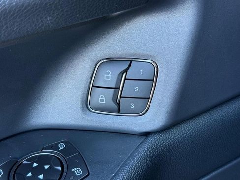 Certified 2022 Ford Expedition Limited image 15