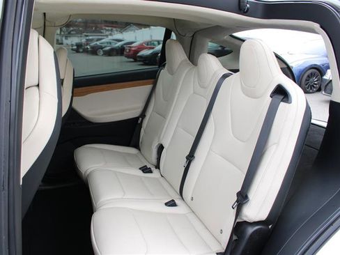 Used 2019 Tesla Model X 100D image 14