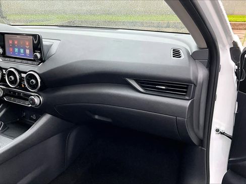 Certified 2025 Nissan Sentra S FWD image 17