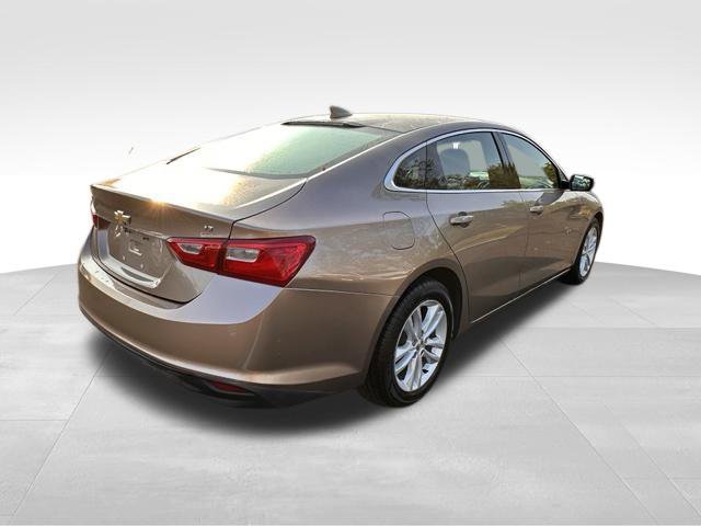 Used 2018 Chevrolet Malibu LT FWD image 7