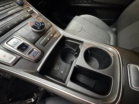 Certified 2023 Hyundai Santa Fe SEL image 19