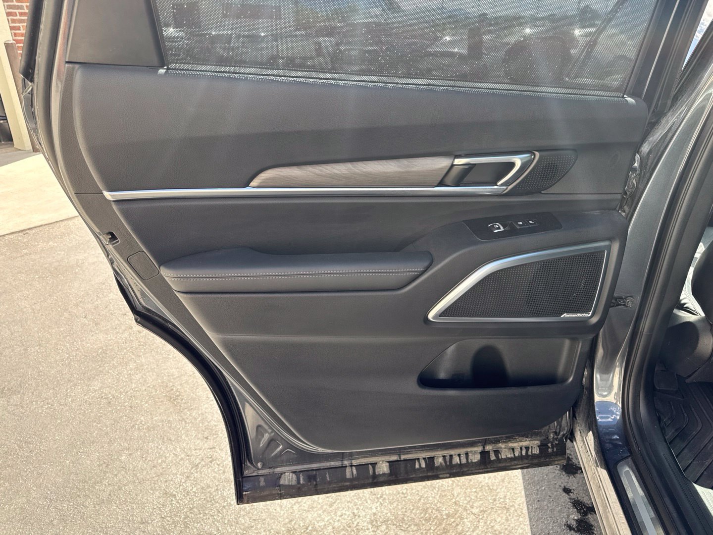 Used 2023 Kia Telluride SX Prestige X-Line AWD/4WD image 18