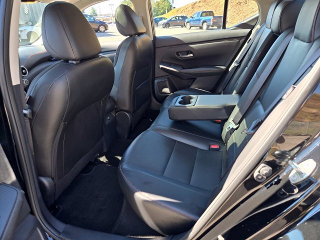 Used 2025 Nissan Sentra SR w/ SR Premium Package FWD image 13