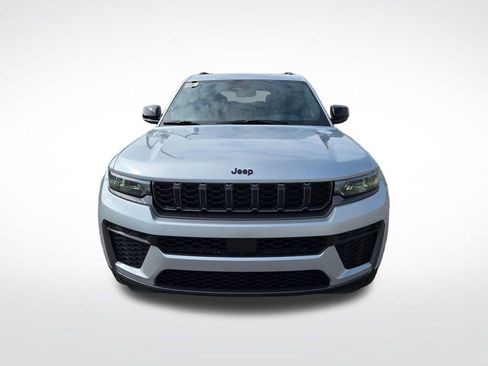 New 2026 Jeep Grand Cherokee L 4WD image 8