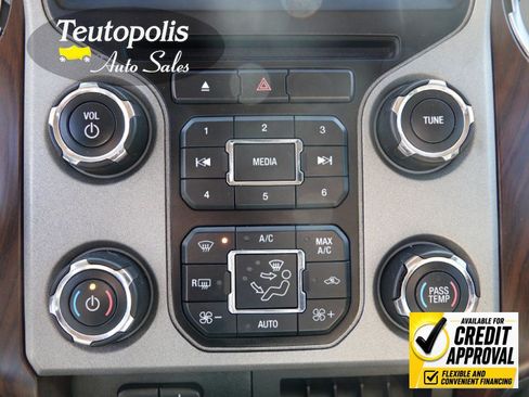 Used 2014 Ford F250 Lariat w/ Chrome Package AWD/4WD image 29