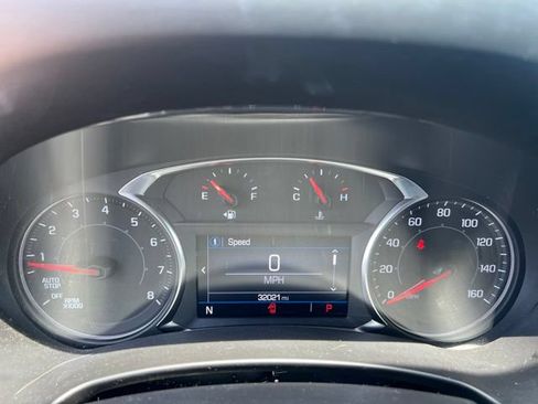 Used 2024 GMC Terrain SLE w/ Driver Convenience Package AWD/4WD image 14