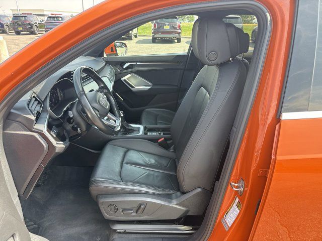 Used 2023 Audi Q3 2.0T Premium AWD/4WD image 11