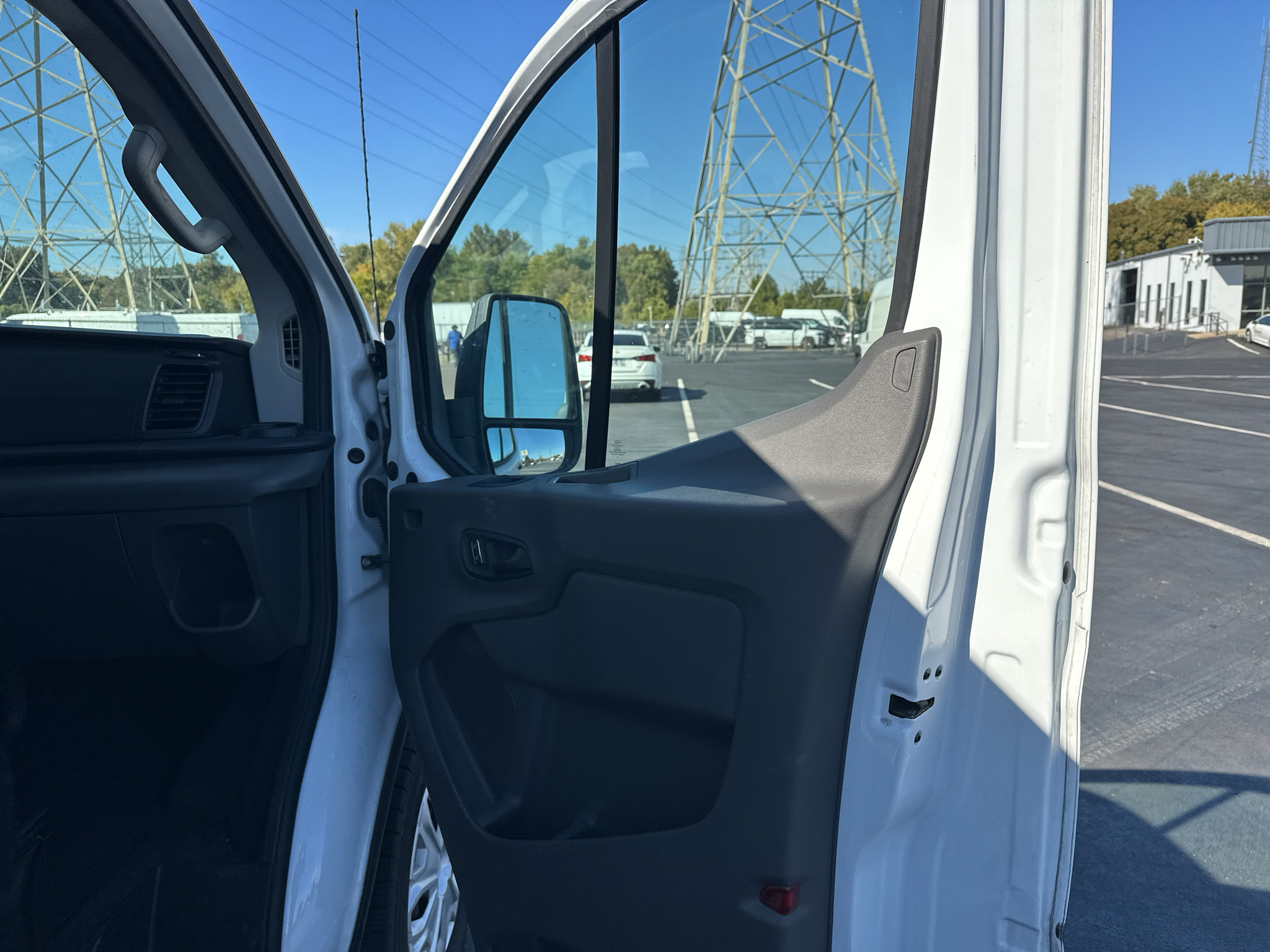 Used 2023 Ford Transit 350 XLT RWD image 16