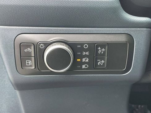 New 2025 Ford Maverick XL FWD image 17