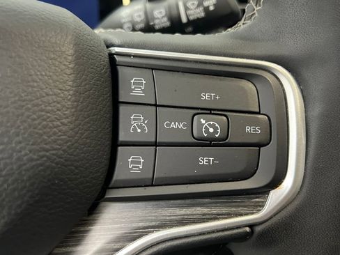 Used 2024 Jeep Wagoneer L Series II image 54