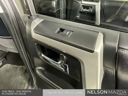 Used 2018 Toyota 4Runner SR5 Premium image 23