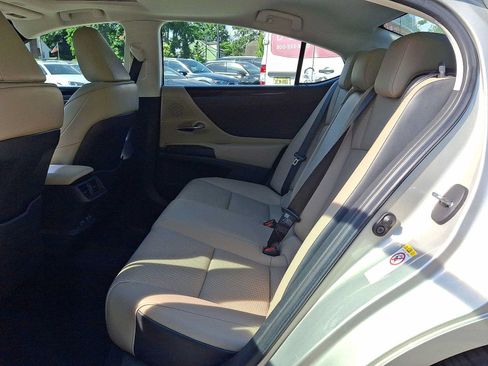 Used 2019 Lexus ES 350 w/ Premium Package FWD image 25