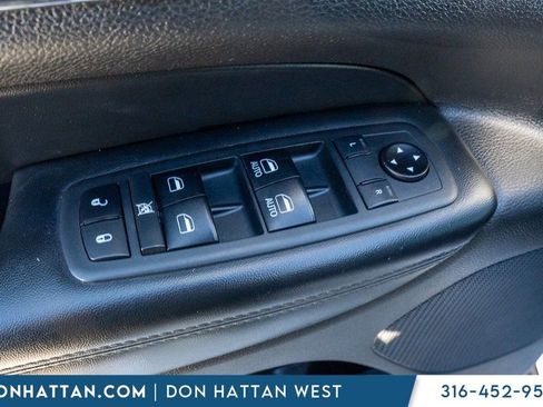 Used 2019 Jeep Grand Cherokee Limited image 13