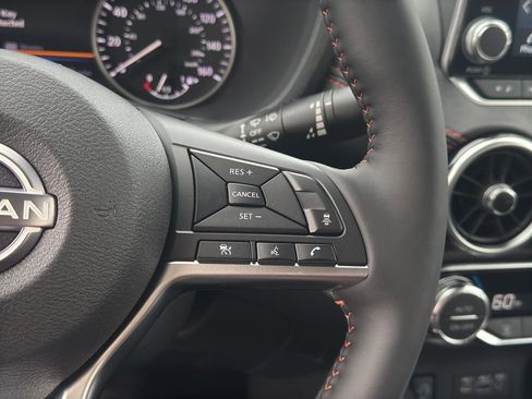 New 2025 Nissan Sentra SR image 21