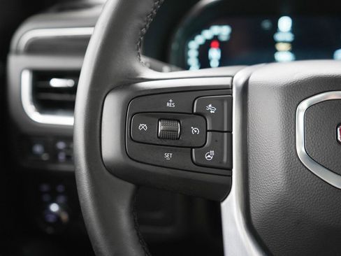 Used 2024 GMC Yukon SLT w/ SLT Luxury Package AWD/4WD image 27