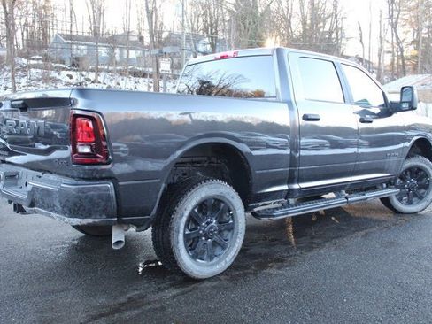 Used 2025 RAM 2500 Big Horn AWD/4WD image 5