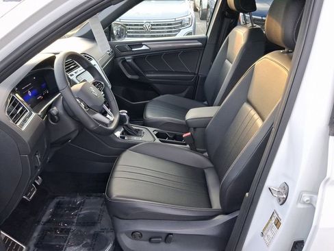 Certified 2024 Volkswagen Tiguan SE R-Line FWD image 14