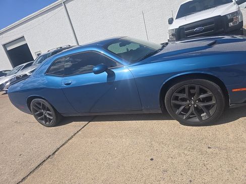 Used 2022 Dodge Challenger SXT w/ Blacktop Package RWD image 4
