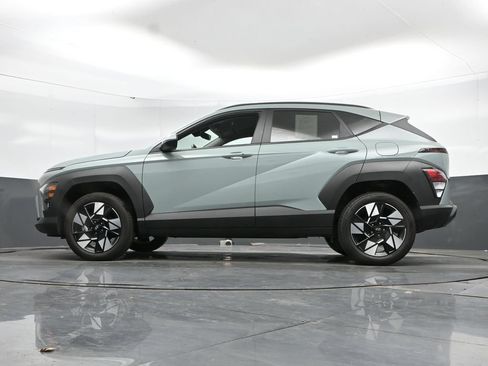 Used 2025 Hyundai Kona SEL AWD/4WD image 44