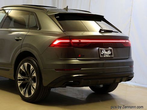 Used 2025 Audi Q8 Premium Plus image 8