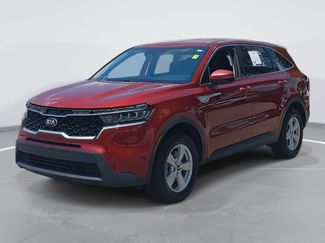 Used 2021 Kia Sorento LX image 1