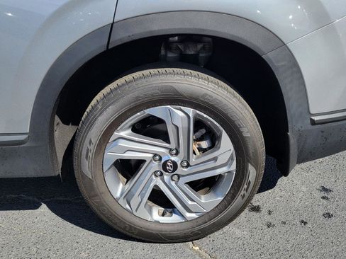 Used 2023 Hyundai Santa Fe SEL w/ Winter Weather Package image 13