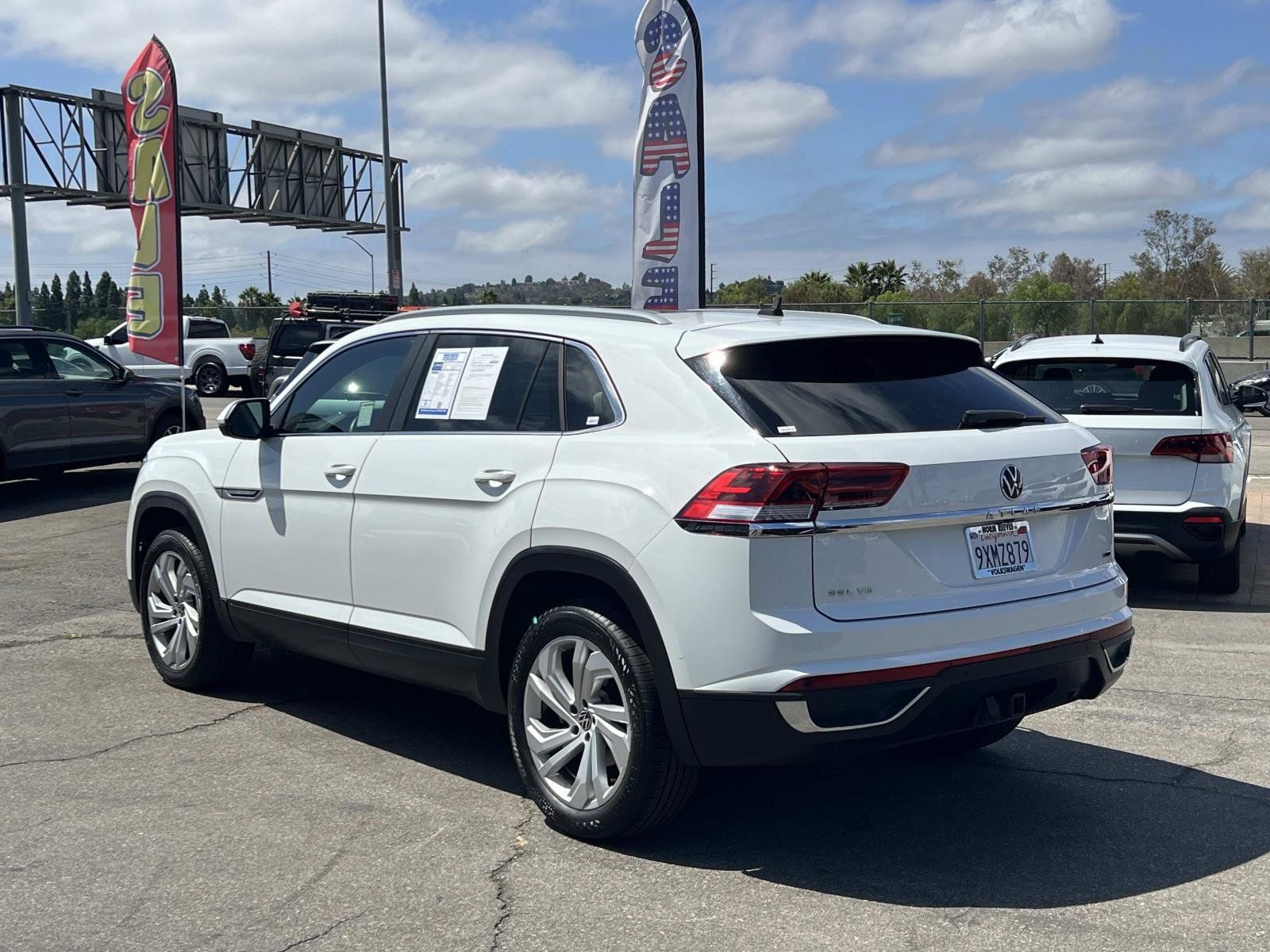 Used 2020 Volkswagen Atlas Cross Sport SEL AWD/4WD image 3
