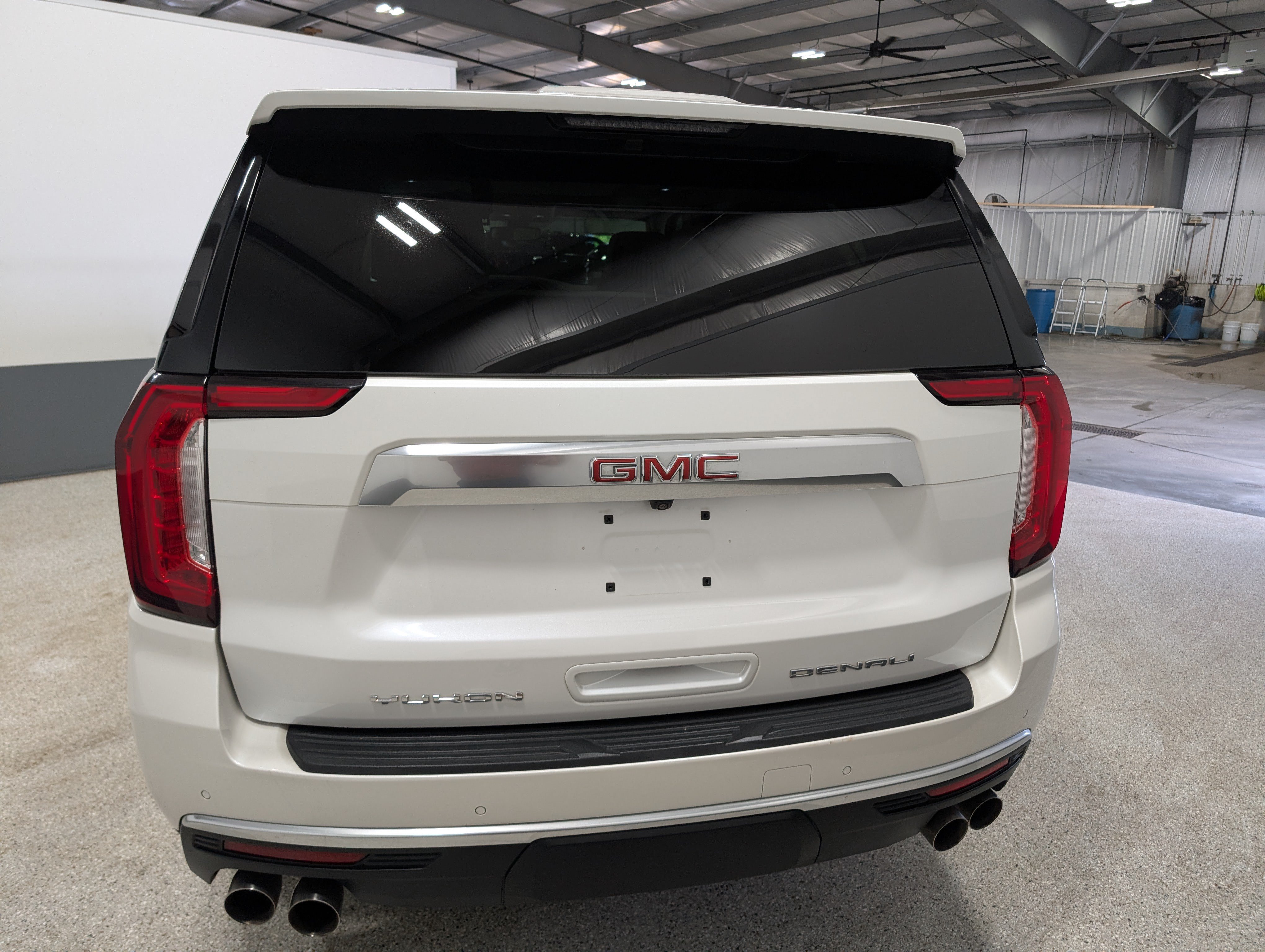 Used 2022 GMC Yukon Denali AWD/4WD image 4