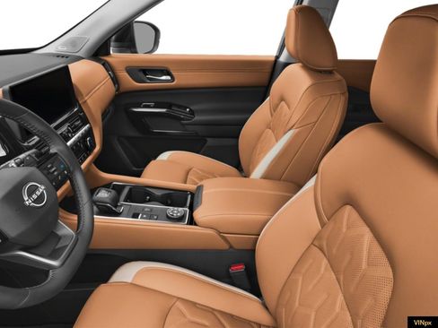 New 2026 Nissan Pathfinder Platinum image 6