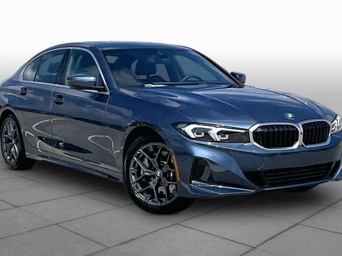 Used 2025 BMW 330i Sedan RWD image 2