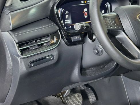 Used 2023 INFINITI QX60 Luxe FWD image 17