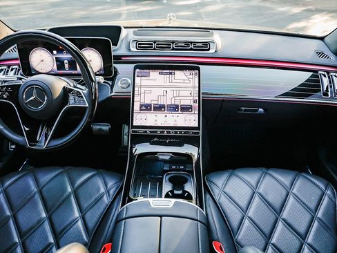 Certified 2023 Mercedes-Benz Maybach S 680 4MATIC image 10