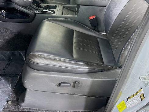 Used 2022 Nissan Frontier PRO-4X w/ Pro-4X Premium Package image 26