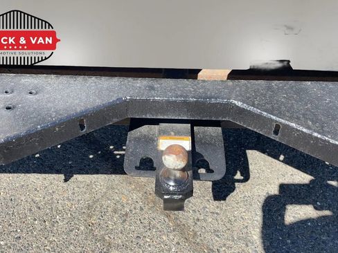Used 2019 GMC Savana 3500 Extended w/ Driver Convenience Package RWD image 33