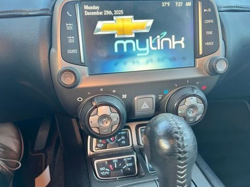 Used 2015 Chevrolet Camaro SS image 15