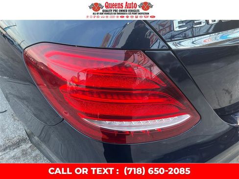 Used 2018 Mercedes-Benz E 300 4MATIC image 35